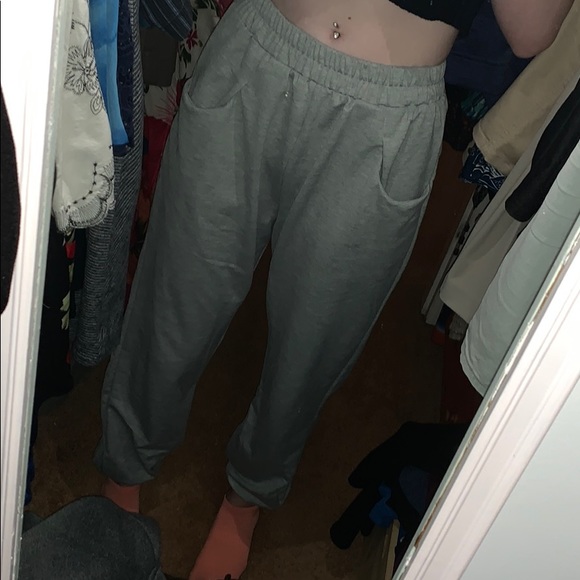 Solid Elastic Waist Sweatpants - Picture 3 of 6